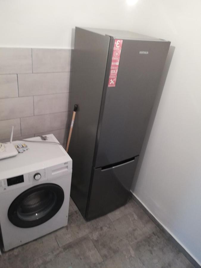 Apartament Apartament Brezoi Zewnętrze zdjęcie